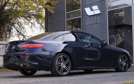 Mercedes-Benz E-Класс, 2018 год, 4 480 000 рублей, 7 фотография