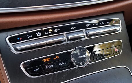 Mercedes-Benz E-Класс, 2018 год, 4 480 000 рублей, 24 фотография