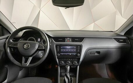 Skoda Octavia, 2017 год, 1 793 000 рублей, 9 фотография