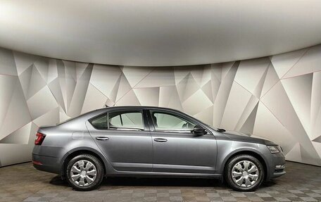 Skoda Octavia, 2017 год, 1 793 000 рублей, 4 фотография