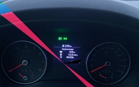 KIA Sportage IV рестайлинг, 2020 год, 2 200 000 рублей, 6 фотография