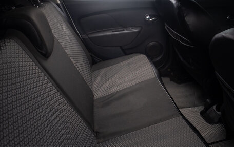 Renault Logan II, 2018 год, 799 000 рублей, 17 фотография