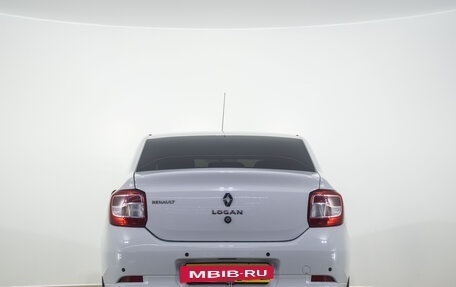 Renault Logan II, 2018 год, 799 000 рублей, 6 фотография