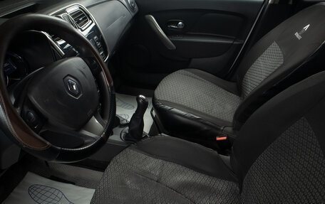 Renault Logan II, 2018 год, 799 000 рублей, 14 фотография