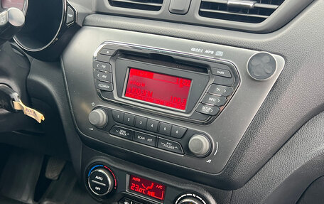 KIA Rio III рестайлинг, 2013 год, 875 000 рублей, 9 фотография