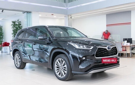 Toyota Highlander, 2025 год, 5 600 000 рублей, 3 фотография