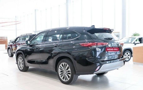 Toyota Highlander, 2025 год, 5 600 000 рублей, 5 фотография