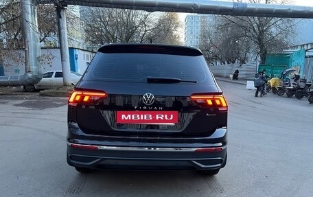 Volkswagen Tiguan II, 2021 год, 3 000 000 рублей, 5 фотография