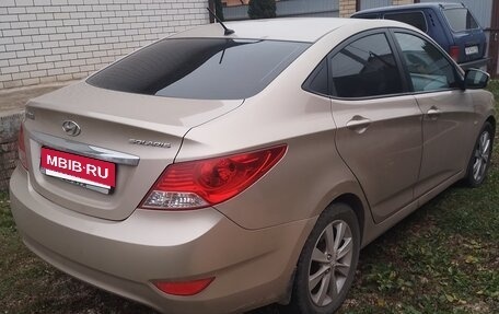 Hyundai Solaris II рестайлинг, 2013 год, 745 000 рублей, 3 фотография
