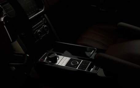 Land Rover Range Rover IV рестайлинг, 2017 год, 6 200 000 рублей, 28 фотография