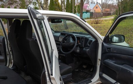 Toyota Probox I, 2017 год, 950 000 рублей, 10 фотография