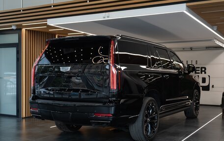 Cadillac Escalade V, 2025 год, 24 990 000 рублей, 13 фотография