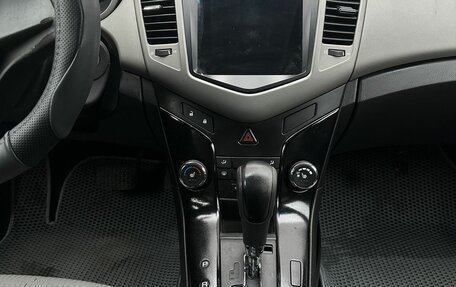 Chevrolet Cruze II, 2011 год, 685 000 рублей, 11 фотография