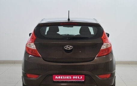 Hyundai Solaris II рестайлинг, 2016 год, 660 000 рублей, 3 фотография