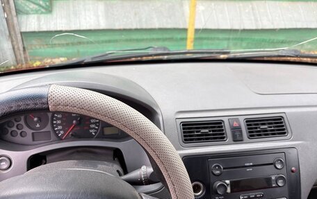 Ford Focus IV, 2004 год, 250 000 рублей, 8 фотография