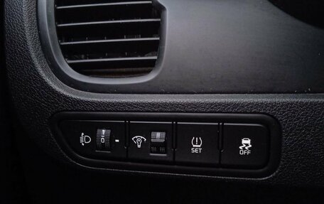 KIA Rio IV, 2018 год, 1 690 000 рублей, 11 фотография