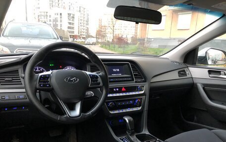 Hyundai Sonata VII, 2019 год, 1 220 000 рублей, 7 фотография