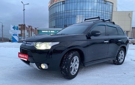 Mitsubishi Outlander III рестайлинг 3, 2012 год, 1 640 000 рублей, 4 фотография