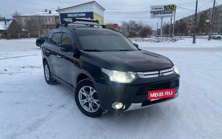 Mitsubishi Outlander III рестайлинг 3, 2012 год, 1 640 000 рублей, 21 фотография