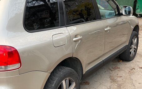 Volkswagen Touareg III, 2006 год, 850 000 рублей, 3 фотография