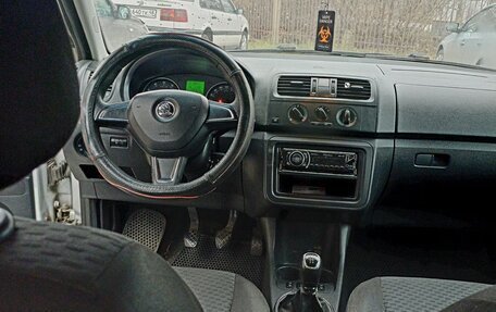 Skoda Fabia II, 2014 год, 370 000 рублей, 17 фотография