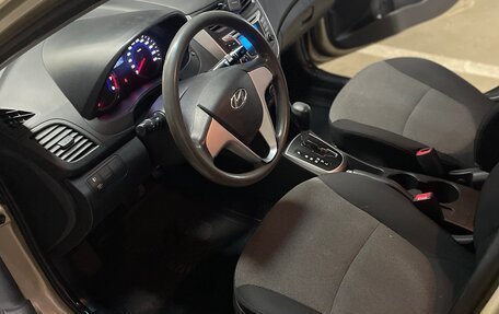 Hyundai Solaris II рестайлинг, 2013 год, 750 000 рублей, 12 фотография