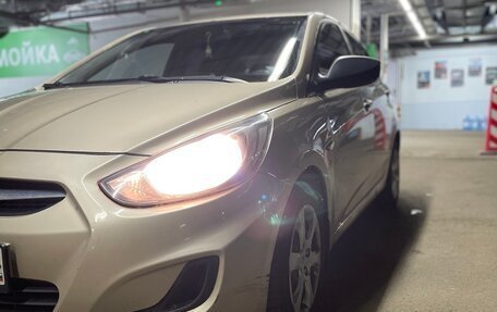 Hyundai Solaris II рестайлинг, 2013 год, 750 000 рублей, 17 фотография