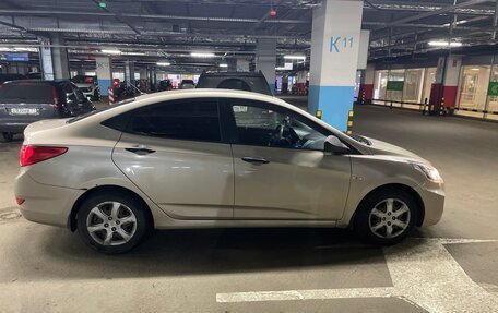 Hyundai Solaris II рестайлинг, 2013 год, 750 000 рублей, 15 фотография