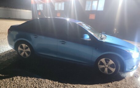 Chevrolet Cruze II, 2011 год, 700 000 рублей, 5 фотография