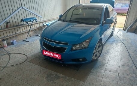 Chevrolet Cruze II, 2011 год, 700 000 рублей, 6 фотография