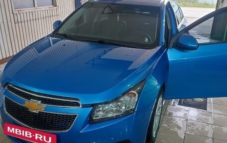 Chevrolet Cruze II, 2011 год, 700 000 рублей, 2 фотография