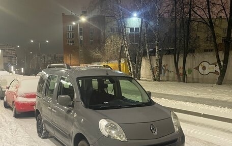 Renault Kangoo II рестайлинг, 2012 год, 560 000 рублей, 1 фотография