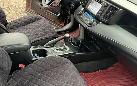 Toyota RAV4, 2016 год, 2 100 000 рублей, 9 фотография