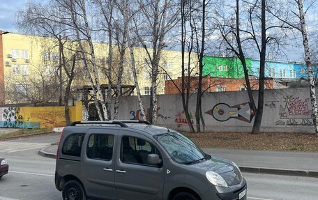 Renault Kangoo II рестайлинг, 2012 год, 560 000 рублей, 3 фотография