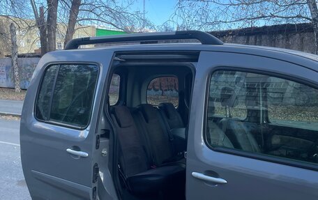 Renault Kangoo II рестайлинг, 2012 год, 560 000 рублей, 5 фотография