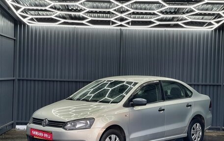 Volkswagen Polo VI (EU Market), 2013 год, 679 000 рублей, 1 фотография