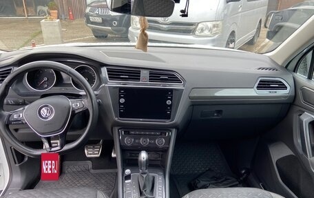 Volkswagen Tiguan II, 2019 год, 2 500 000 рублей, 6 фотография