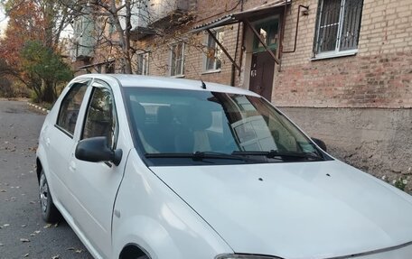 Renault Logan I, 2012 год, 350 000 рублей, 2 фотография