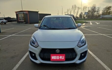 Suzuki Swift V, 2018 год, 1 650 000 рублей, 2 фотография