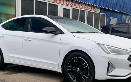 Hyundai Elantra VI рестайлинг, 2019 год, 1 050 000 рублей, 3 фотография