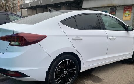 Hyundai Elantra VI рестайлинг, 2019 год, 1 050 000 рублей, 4 фотография