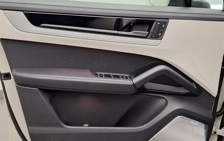 Porsche Cayenne III, 2025 год, 20 580 000 рублей, 11 фотография