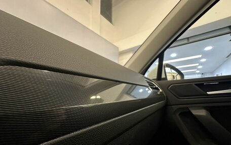 Volkswagen Tiguan II, 2020 год, 3 099 000 рублей, 12 фотография