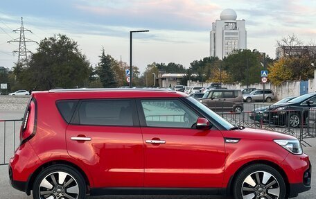 KIA Soul II рестайлинг, 2018 год, 1 677 000 рублей, 11 фотография