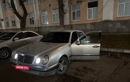 Mercedes-Benz E-Класс, 1997 год, 450 000 рублей, 16 фотография