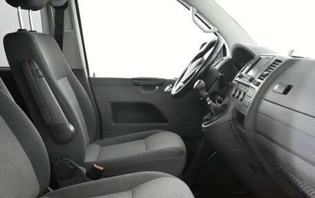 Volkswagen Caravelle T5, 2014 год, 1 549 000 рублей, 10 фотография