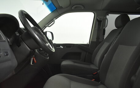 Volkswagen Caravelle T5, 2014 год, 1 549 000 рублей, 8 фотография