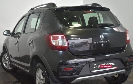 Renault Sandero II рестайлинг, 2016 год, 819 000 рублей, 4 фотография