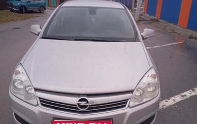 Opel Astra J, 2012 год, 670 000 рублей, 1 фотография