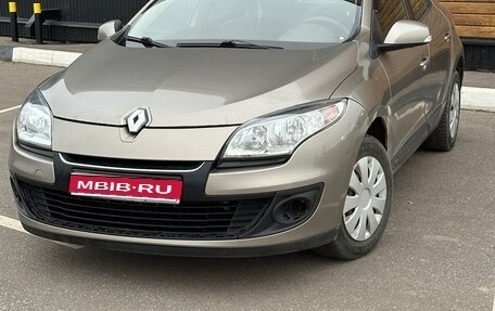 Renault Megane III, 2012 год, 600 000 рублей, 1 фотография